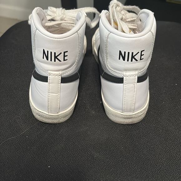 Nike Blazer Mid 77 Size 6 - Picture 3 of 7